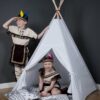 Mamo Tato Stan pro děti teepee, týpí s výbavou – béžový/mini hvězdičky bílé na šedém